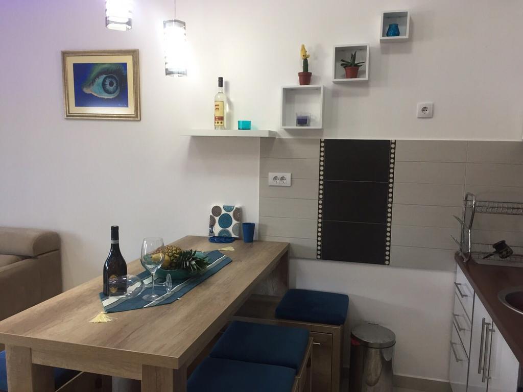 Apartman Dajana อุลซิน ภายนอก รูปภาพ