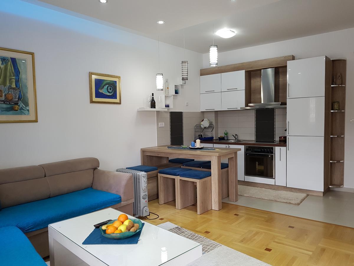 Apartman Dajana อุลซิน ภายนอก รูปภาพ