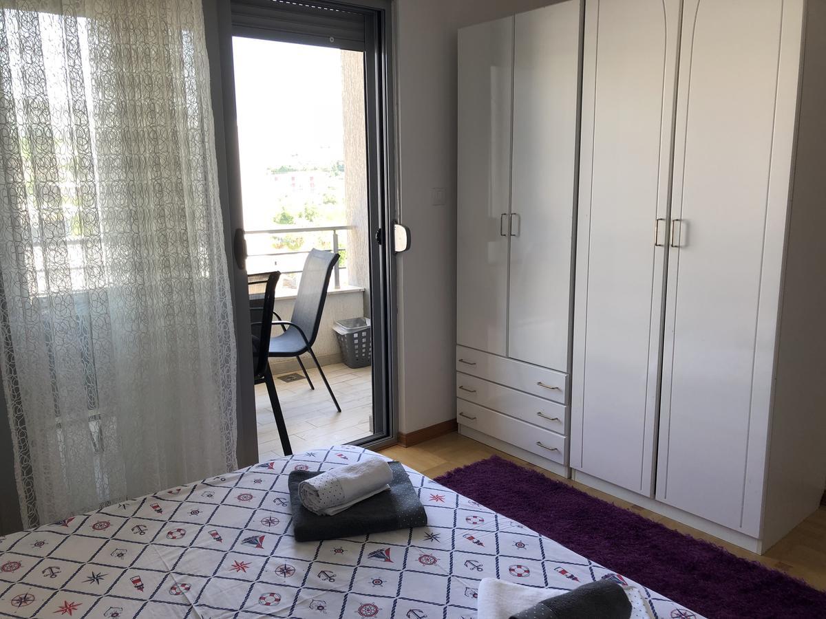 Apartman Dajana อุลซิน ภายนอก รูปภาพ