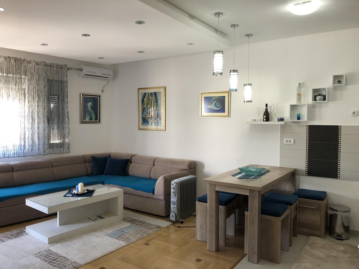 Apartman Dajana อุลซิน ภายนอก รูปภาพ